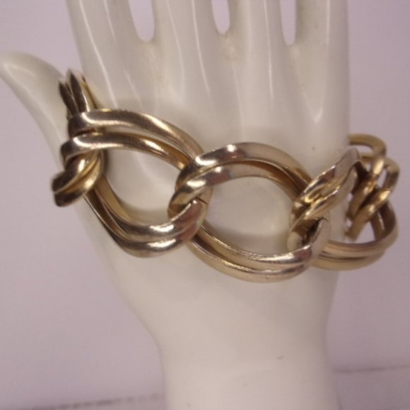 Vintage Large Double Link Gold Bracelet 7" L - Picture 2 of 5